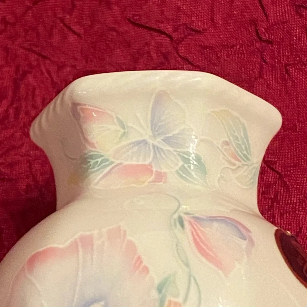 VTG 1950s Aynsley of England bone china 6-sided vase with irises and butterflies